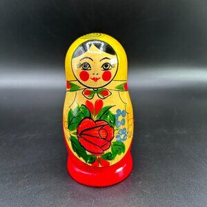 Russian Matryoshka Hand Painted Nesting Doll Set Of 5 Yellow Floral